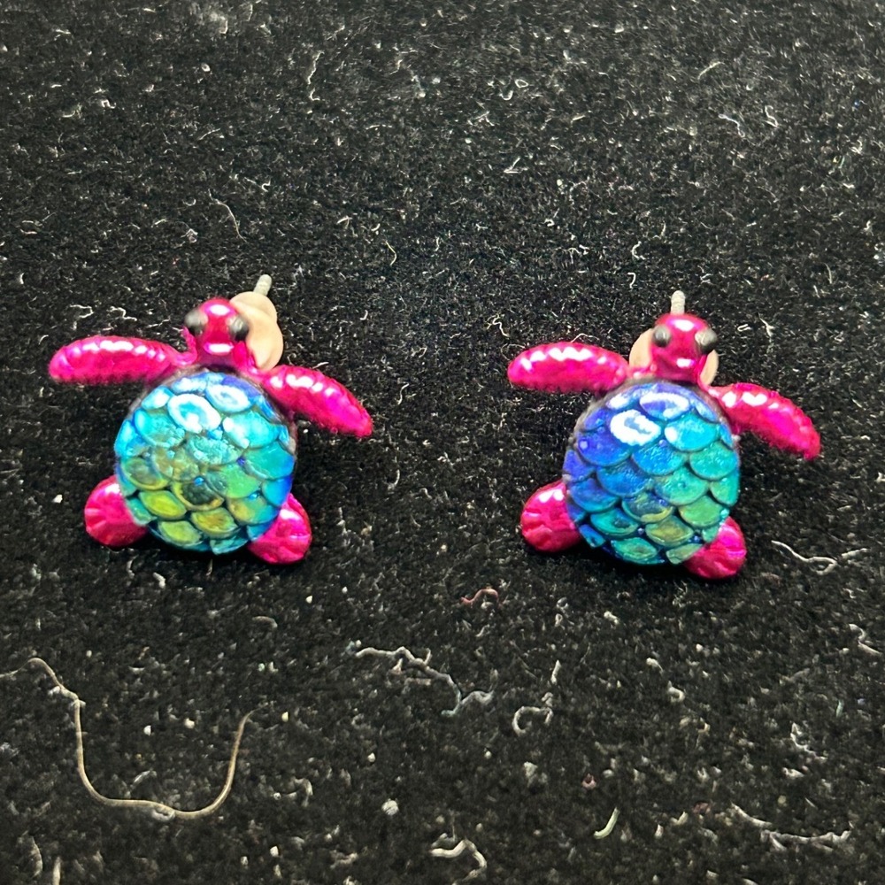 Sea Turtle Earrings Studs Purple Blue‎ green Iridescent Shell Jewelry cute